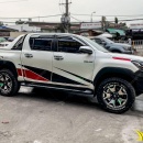 Tem Xe Toyota Hilux - THI013