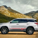 Tem Xe Toyota Fortuner - TFO007