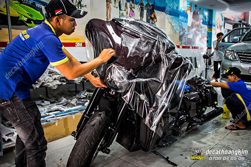 Dán PPF cho siêu Moto Harley Davidson
