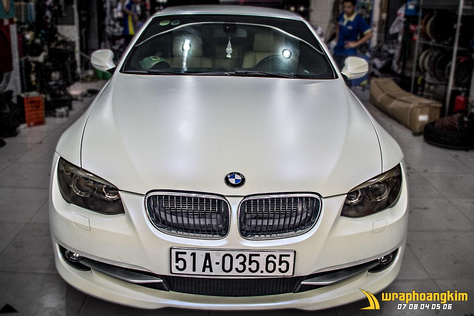 BMW 320i Full Wrap Matte White — góc 6