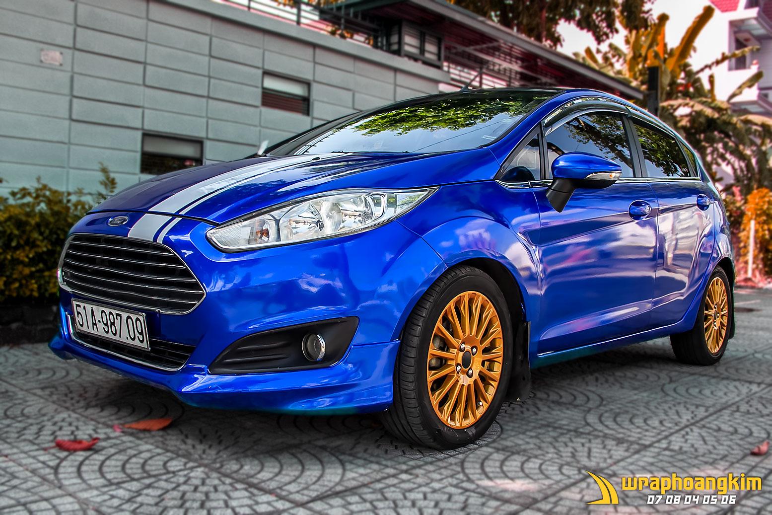 Ford Fiesta Full Wrap Gloss Blue — góc 3