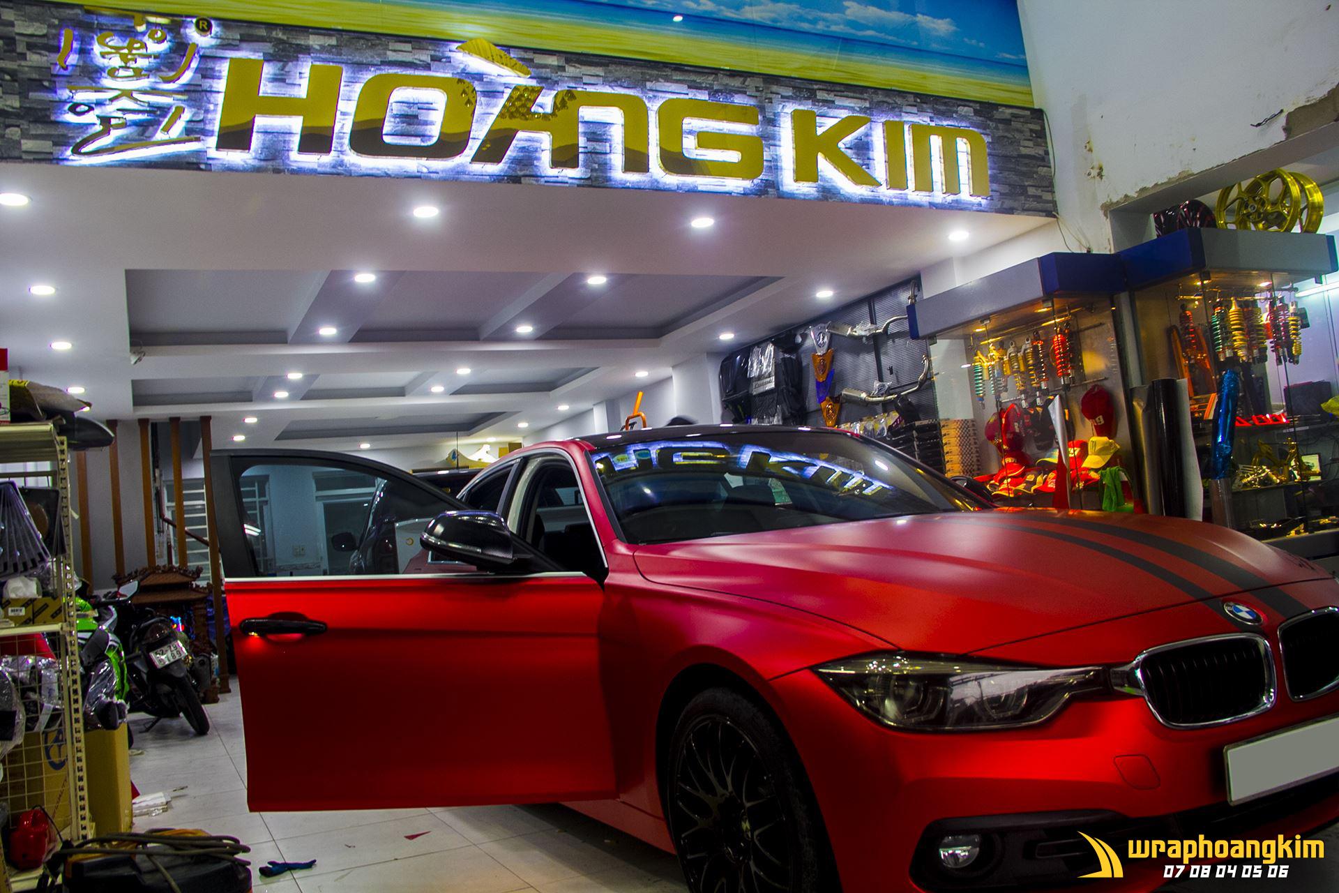 BMW 320i Full Wrap Matte Red — góc 2