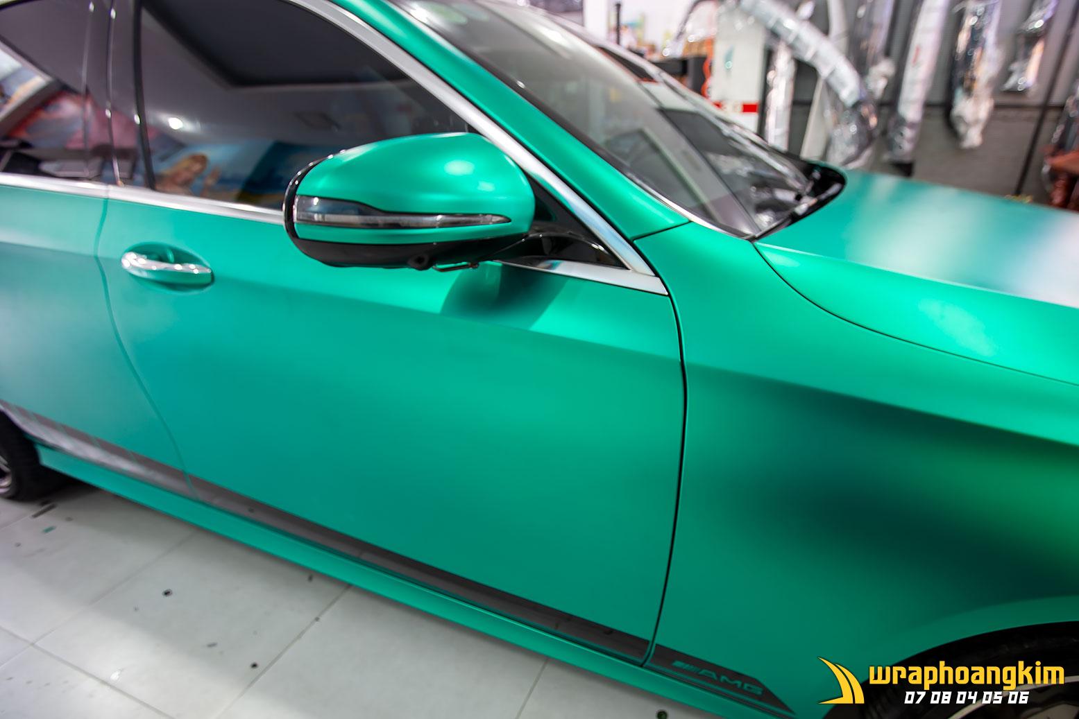 Mercedes E300 Full Wrap Matte Metallic Tiffany Blue — góc 2
