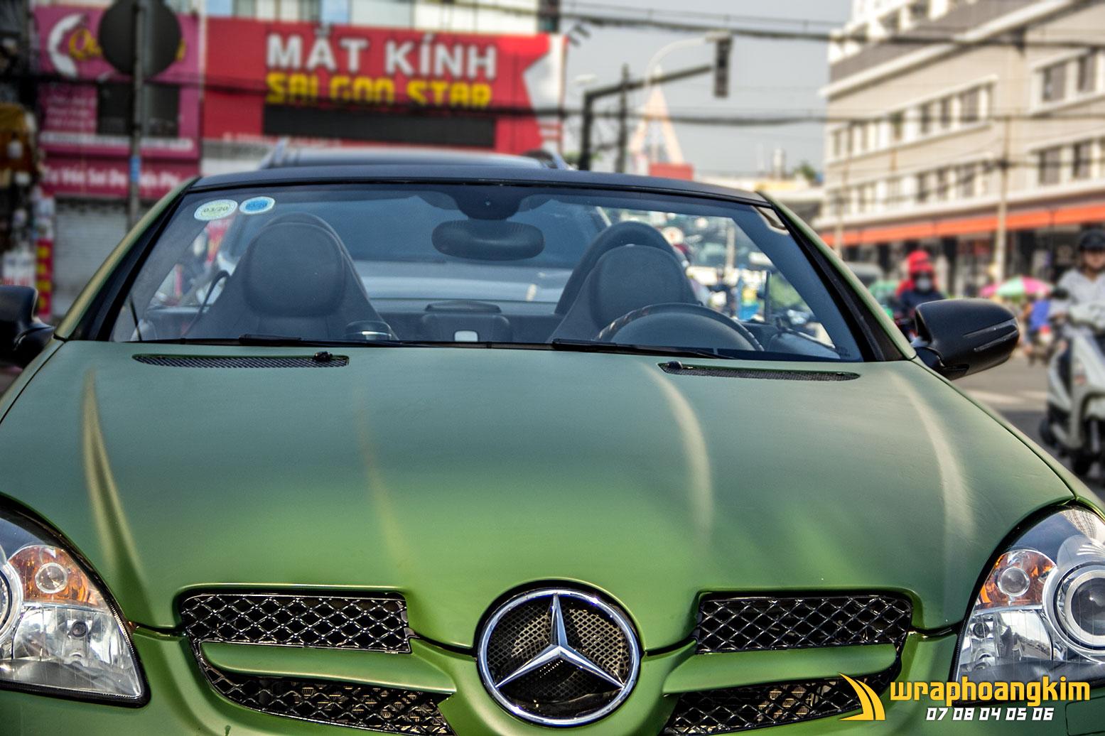 Mercedes SLK Full Wrap Matte Military Green — góc 4