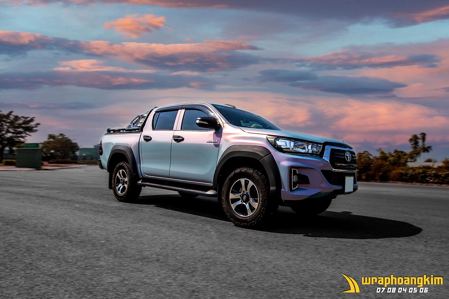 Toyota Hiux Full Wrap Silver Sunset