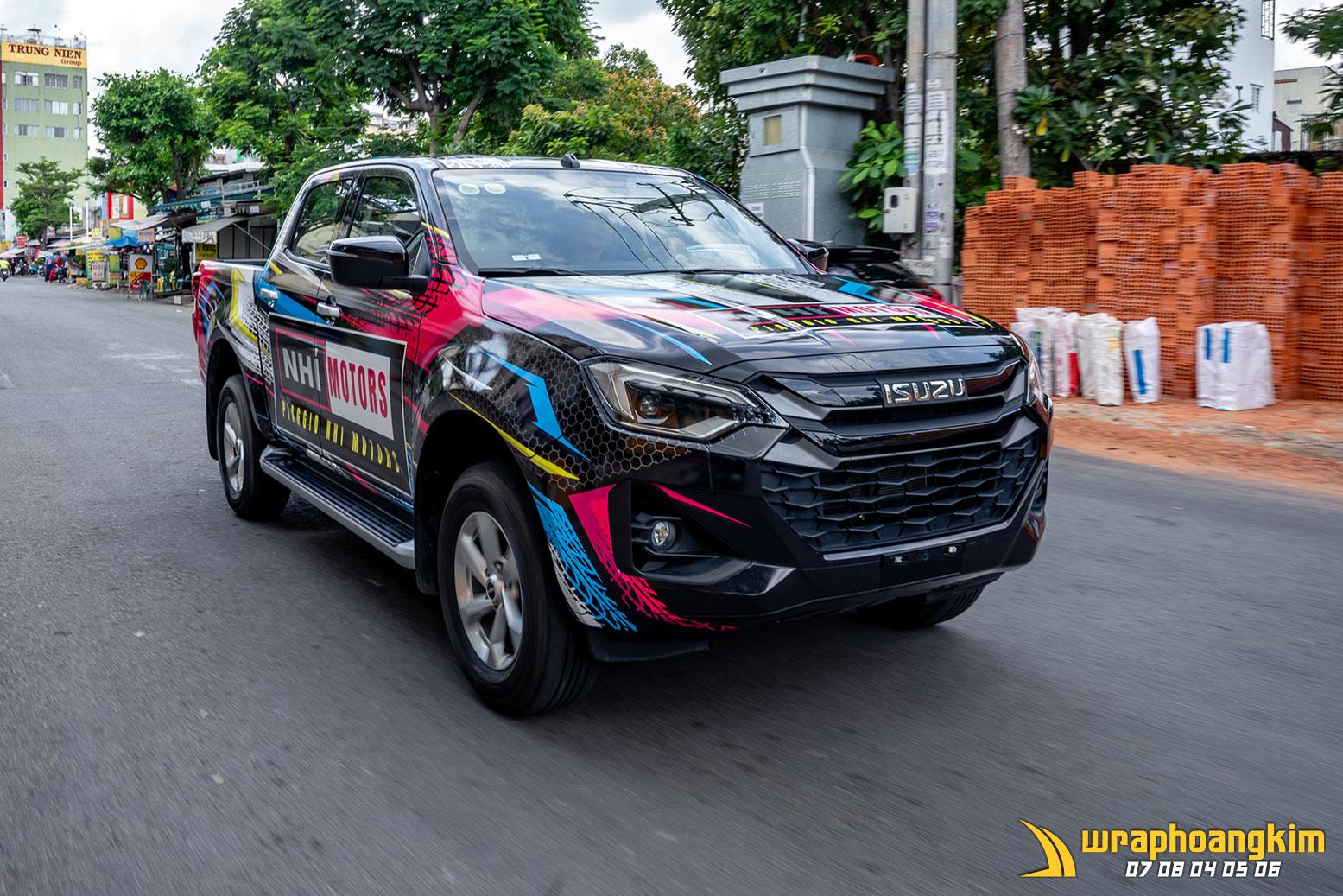 Isuzu D-Max Full Wrap Nhi Motor — góc 3